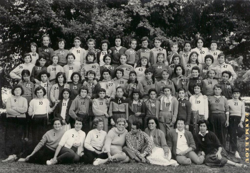 COLO LA PEYROUSE 1957 COLIBRI FILLES N01.JPG